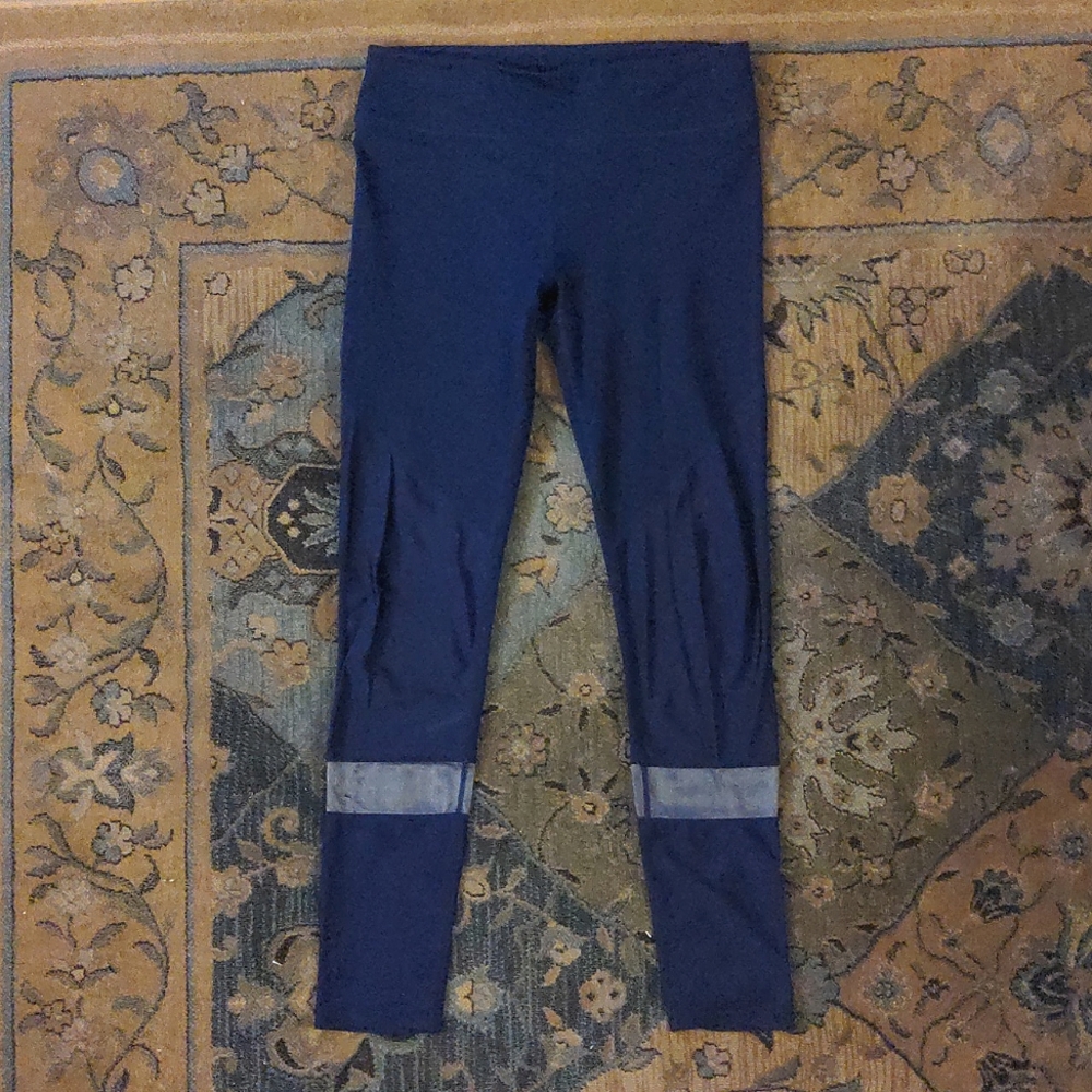 Fabletics Agnes Leggings, Eclipse, Size M - image 3